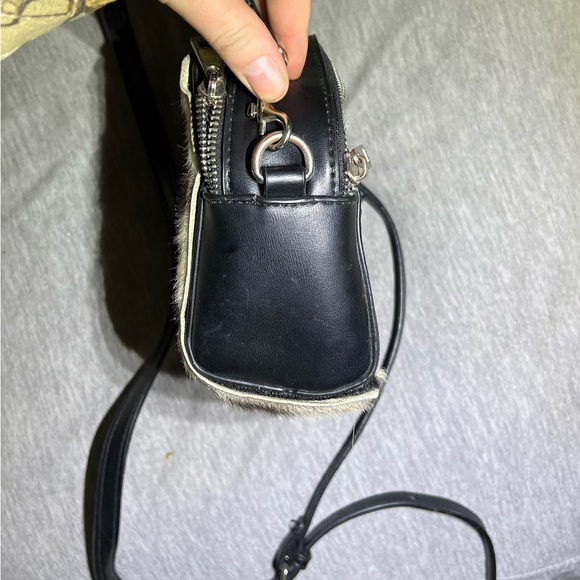 Seal skin and Red flower cross body purse - Picture 4 of 6